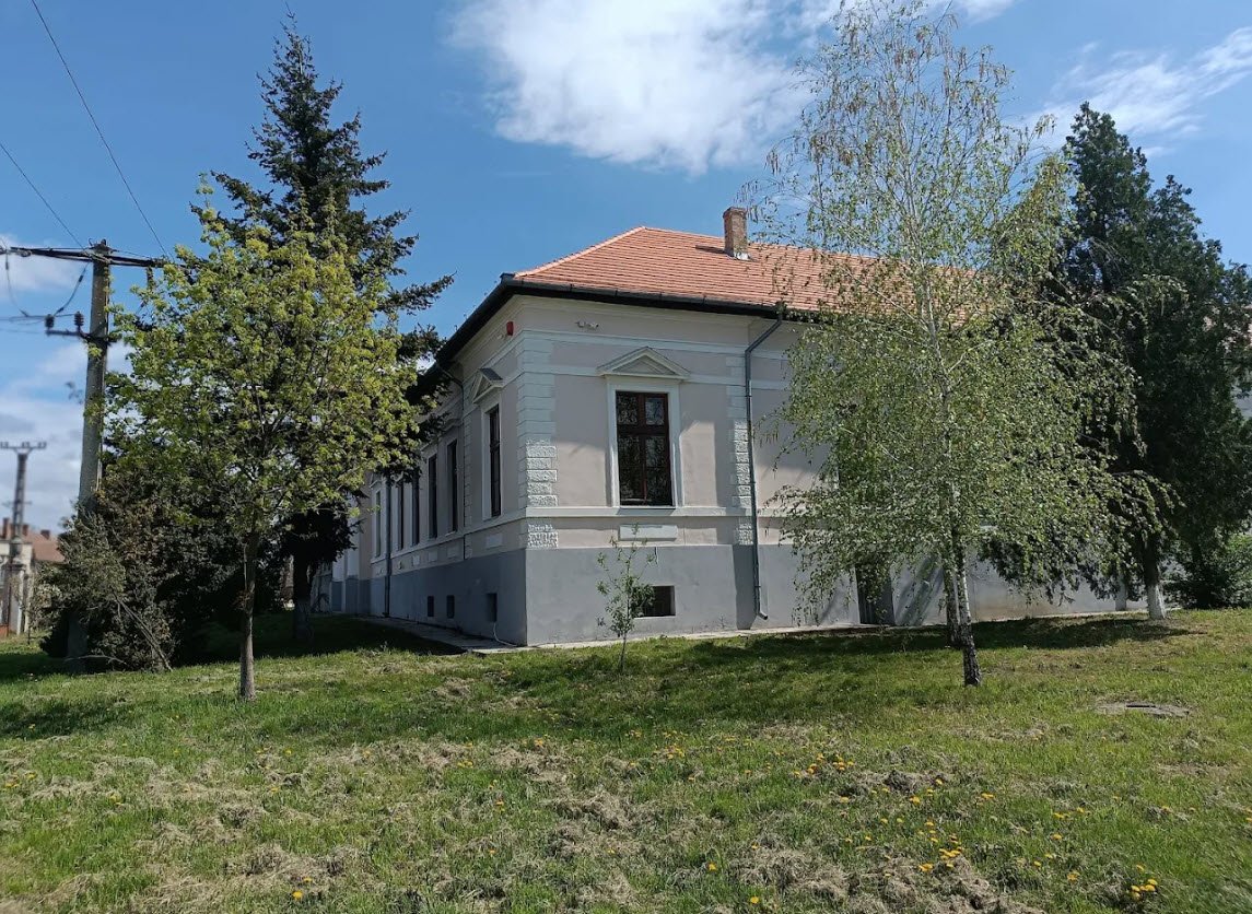 Castelul Zichy, Bihardiószeg, Romania, Romania